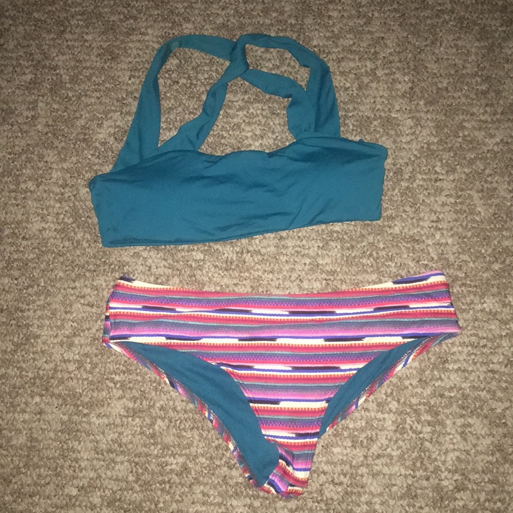 Billabong two-piece cheeky suit